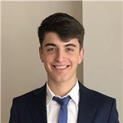 Soy una persona muy social, me gusta mucho ayudar a los demás y enseñar nuevos conceptos.